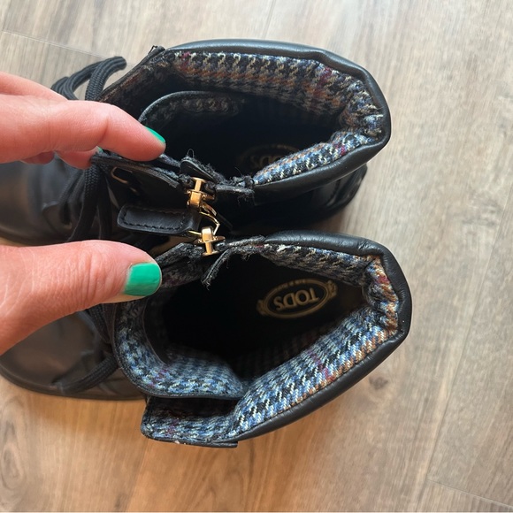 TOD’S Ankle Boots - Picture 12 of 15